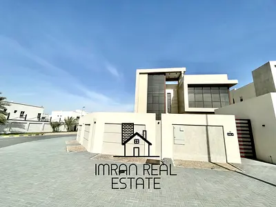 Brandnew Full Luxury Design Levish 6BR Corner Huge Size Villa with Private Pool