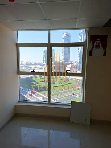 For Rent: Luxurious Office in Al Majaz 3, Sharjah – 2,500 Sq. Ft., Sea View, AED 79,555 Annually
