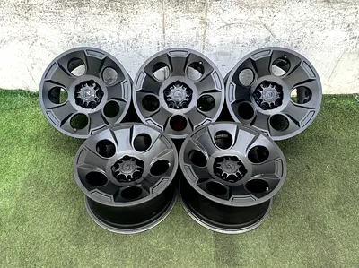 5x Original Rigged Ridge 17” Rims fir JEEP