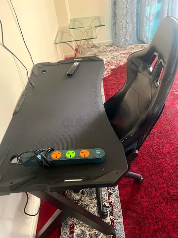 Gaming chair and gaming desk brand new for sale