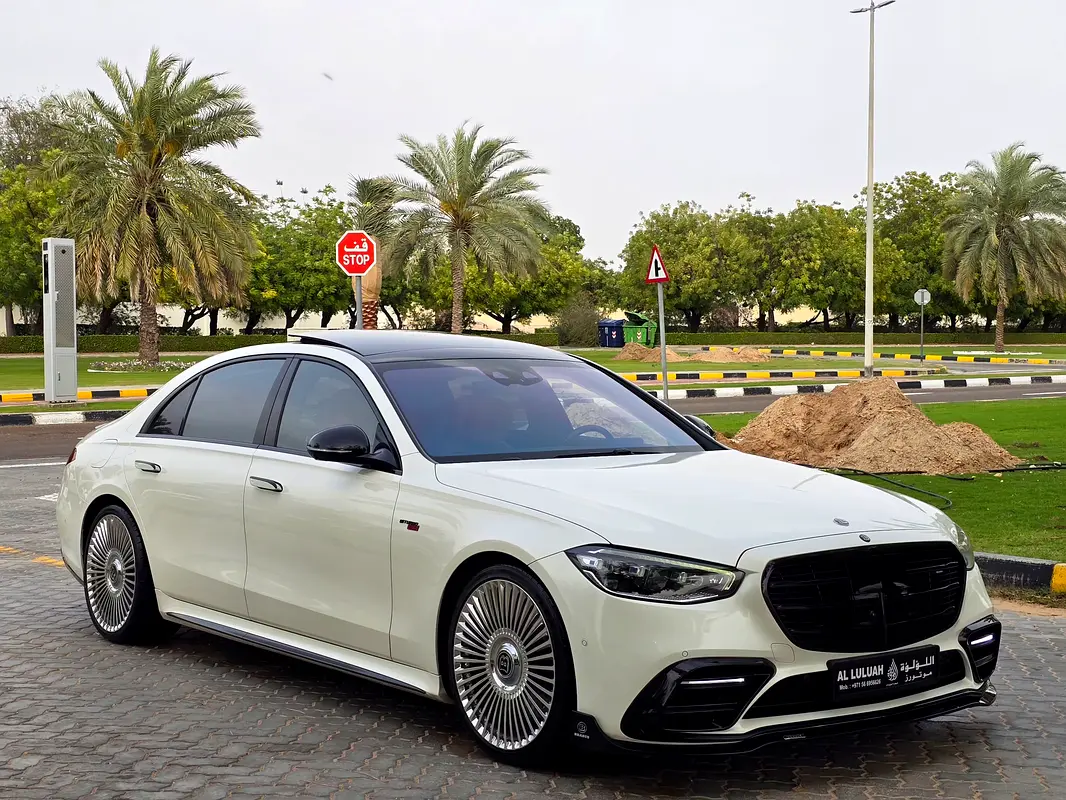 Mercedes-Benz S-Class 2021 — photo 1 of 20