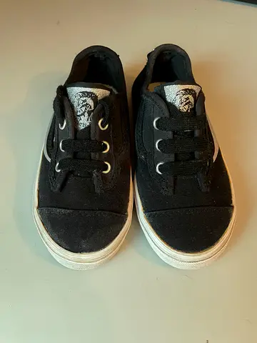 Diesel Children’s  Shoes size:Eu 28
