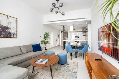 Modern Palm Escape | Modern | Elegant design