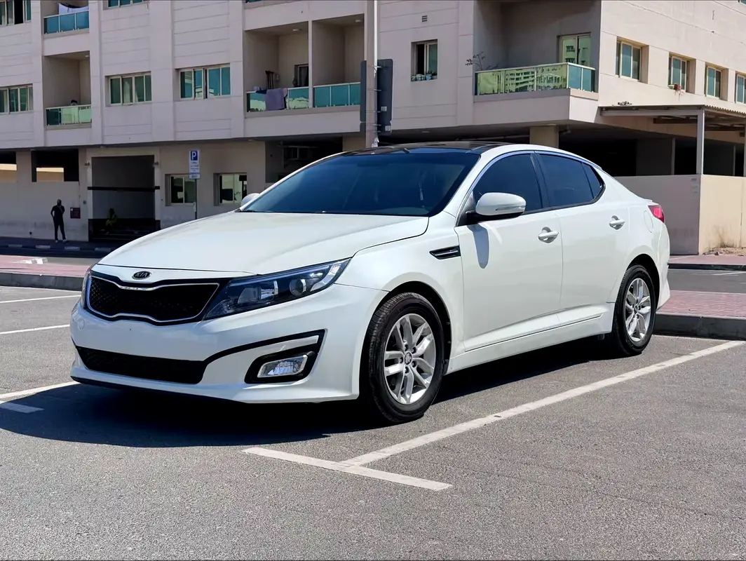 Kia Optima 2015 — photo 1 of 13