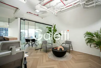 Tenanted | High Floor | 1 Parking Bay