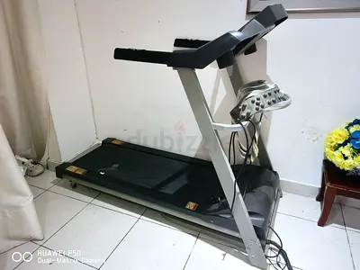 Tread Mill @ AED 1000 Original @2500
