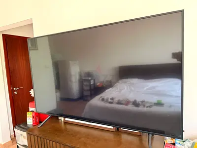 Samsung 65” LED flat screen TV — working condition