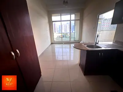 BRIGHT & CLEAN APARTMENT | READY TO MOVE | WITH BALCONY