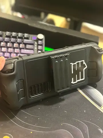 للبيع ستيم ديك اوليد نظيف جدا شبه جديد steam deck Oled for sale very clean like new