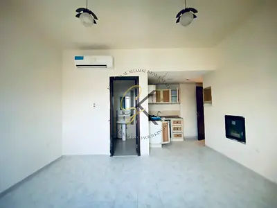 Big Size Studio | With Split AC | Nearby Safari mall | for family |