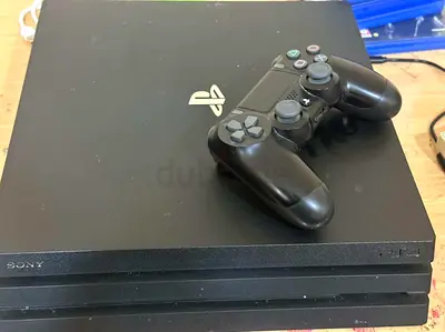 PS4 Pro 1 TB + Games