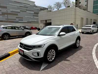 2024 Volkswagen T-Roc Sport Plus. 3500 Km Only. Warranty Free Service Contract