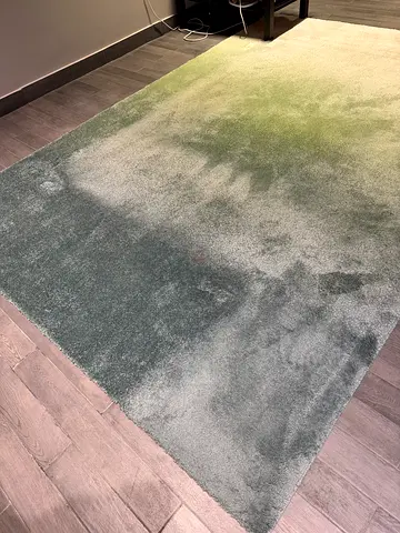 My IKEA HÖTELRUM high-pile rug 200x300 cm — blue/green ombre