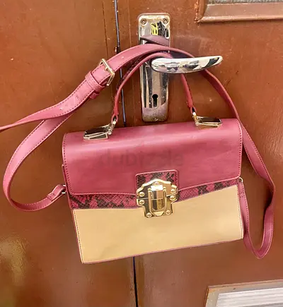 Maroon  Beige Structured Womens Handbag with Gold Clasp