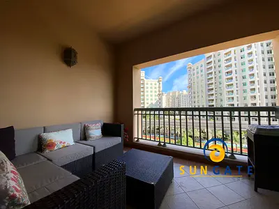 Furnished , Park Views , bright and spacious