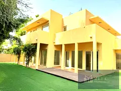 This 5-bedroom + maid villa offers: • Spacious formal and family living areas • Beautiful landsc