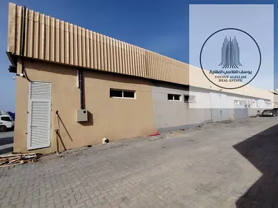 مساحة 20600 قدم كهرباء 750 كيلو مناسبة مشاريع كبيرة الجرف الصناعيه 1 عجمان