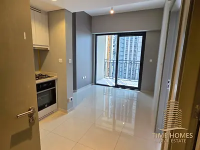 Vacant | Unfurnished | Canal View