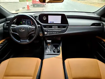 صورة 8 لـ 2023 Lexus ES-SERIES