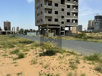 أرض مميزة سكني/تجاري للبيع في منطقة العالية – تصريح بناء أرضي + 4 طوابق – بمساحة 4,305 قدم مربع