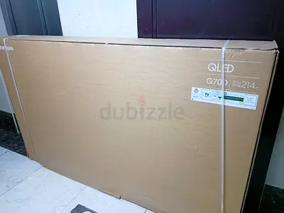 Samsung 85inch QLED smart 4k brand new TV Q70D