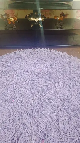 Round Light Purple Shaggy Rug — Good Condition