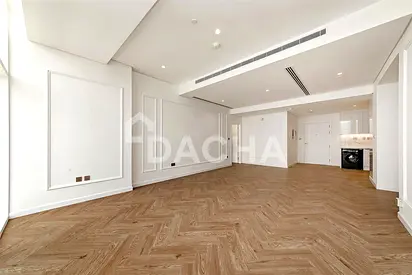 Top Floor | Renovated Unit | 2 Parkings