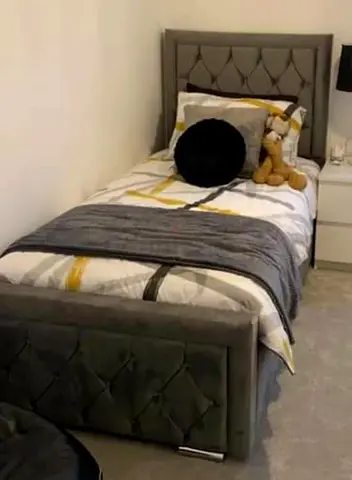 Single Size 90×200cm Luxurious Design Bedframe Brand New With Manual Storage Space