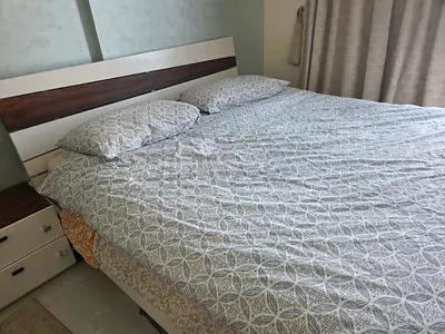 Bed 180cm without Mattress + 2 night stands