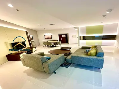 Spacious Apartment | Close to Metro | SZR