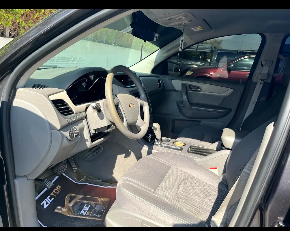 Chevrolet Traverse 2016 — photo 1 of 17
