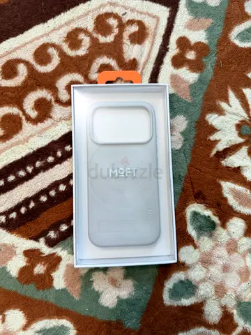 MOFT Iphone 17 Pro Leather Case