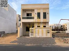 Villa directly from the owner, personal finishing, on a main street, close to all services, freehold