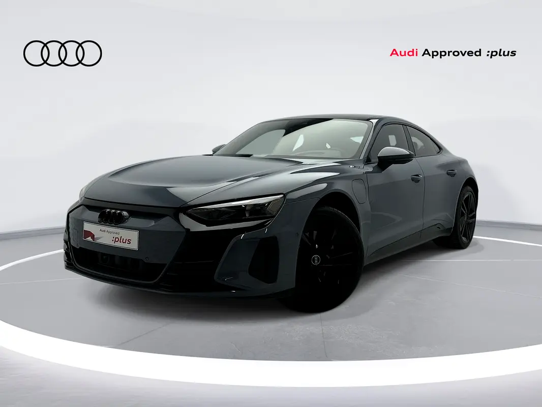Audi e-tron GT 2023 — photo 1 of 15