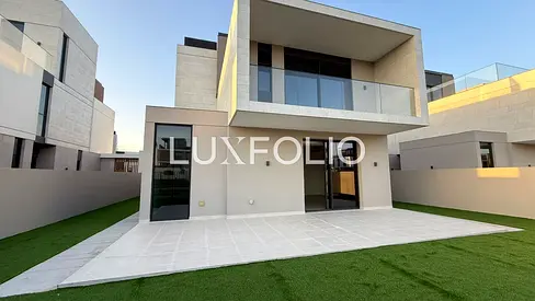 Single row I Vacant I Multiple options