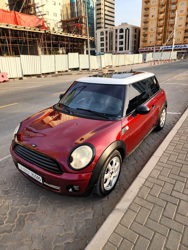 MINI Cooper 2009 — photo 1 of 7