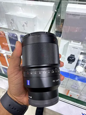Sony FE  Zeiss Distagon T FE 35mm f/1.4