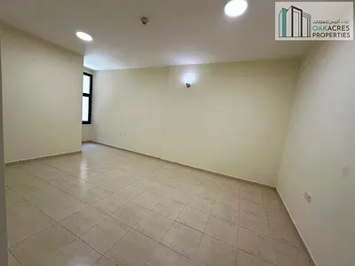 Spacious 2 Bedroom l Beside Madina Mall l For family