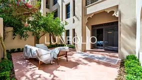 Private Garden | Fully Upgraded | Vacant