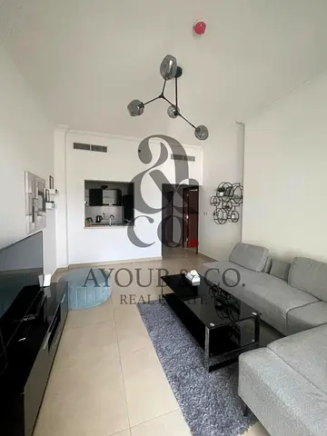 غرفة نوم واحدة مفروشة | بلازا ريزيدنسز بلوك ب | الوصول إلى الشرفة والمسبح