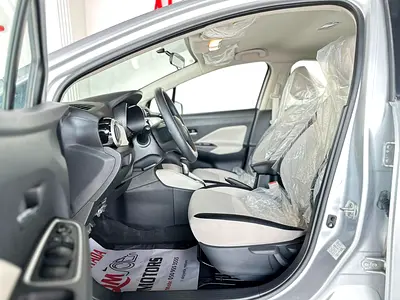 2024 Nissan SUNNY — миниатюра 11