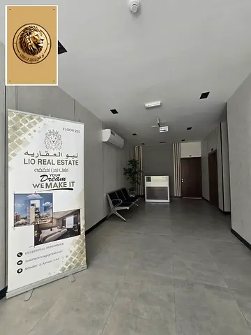 A prime investment opportunity in Ajman – Al Rawda 3 area, in a vibrant location close to all amenities. 🏢 Residential and Commercial Building for S