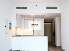 Contemporary 1BR | Bright | Prime JVC Living