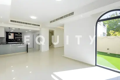 Fully Upgraded | 1M Layout | 3BR + Study + Maid