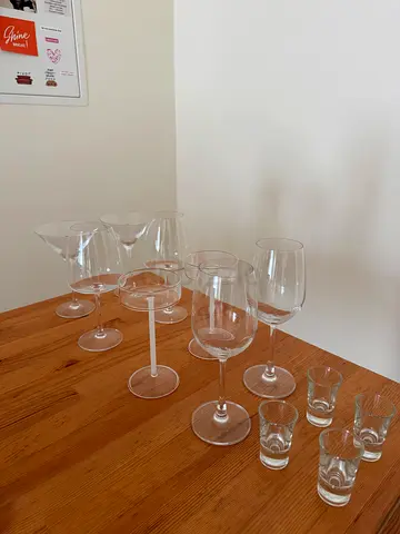 Set of clear wine, cocktail and shot glasses (12 pieces)