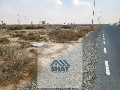 للبيع قطعتين اراضي سكنية متجاورة  تصريح ارضي + 3 طابق قريبة من مول تلال ومدرسة فيكتوريا