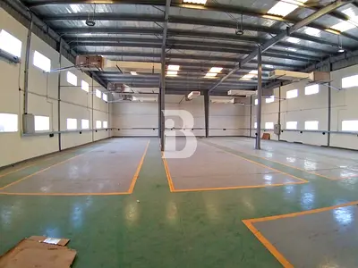 WAREHOUSE | GARAGE | OPEN YARD | VACANT