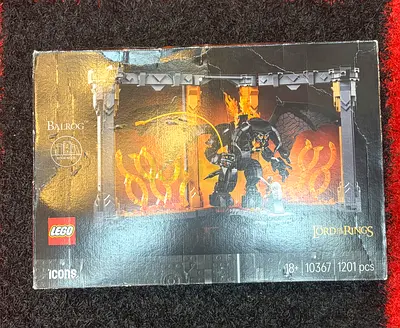 LEGO Icons The Lord of the Rings: Balrog Book Nook 10367
