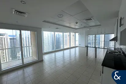 1 Bedroom | High Floor | Lake Views