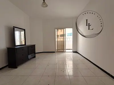 Lavish 1bhk apartment is available in 31k with balcony.